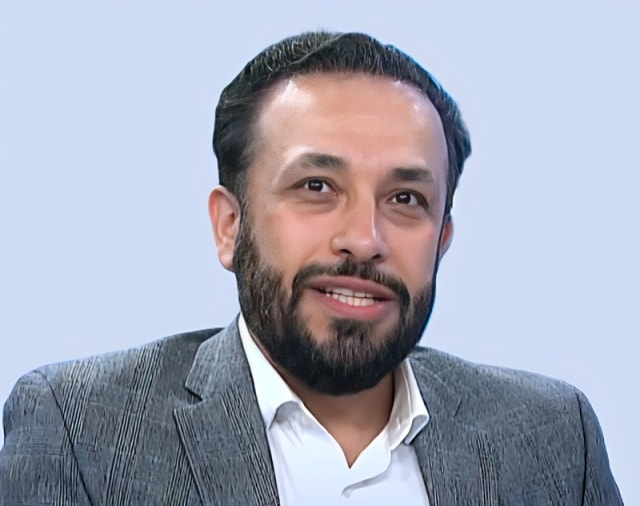 Hanif Headshot